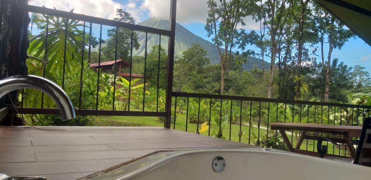 Tropical Suites & Villas La Fortuna Екстериор снимка