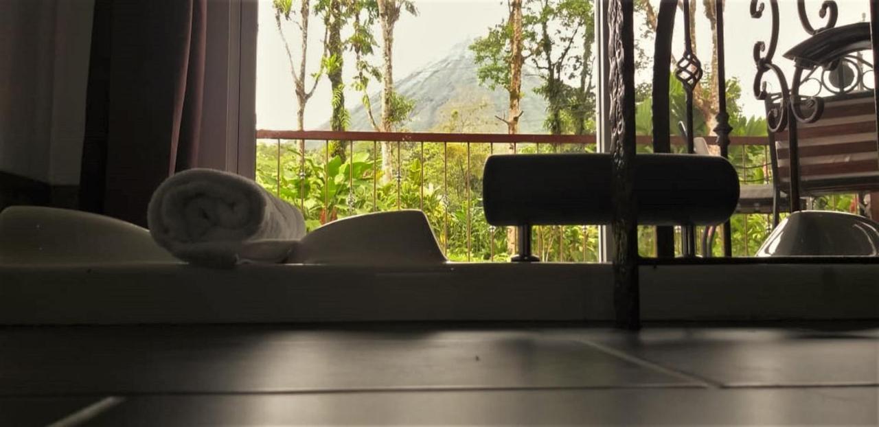 Tropical Suites & Villas La Fortuna Екстериор снимка
