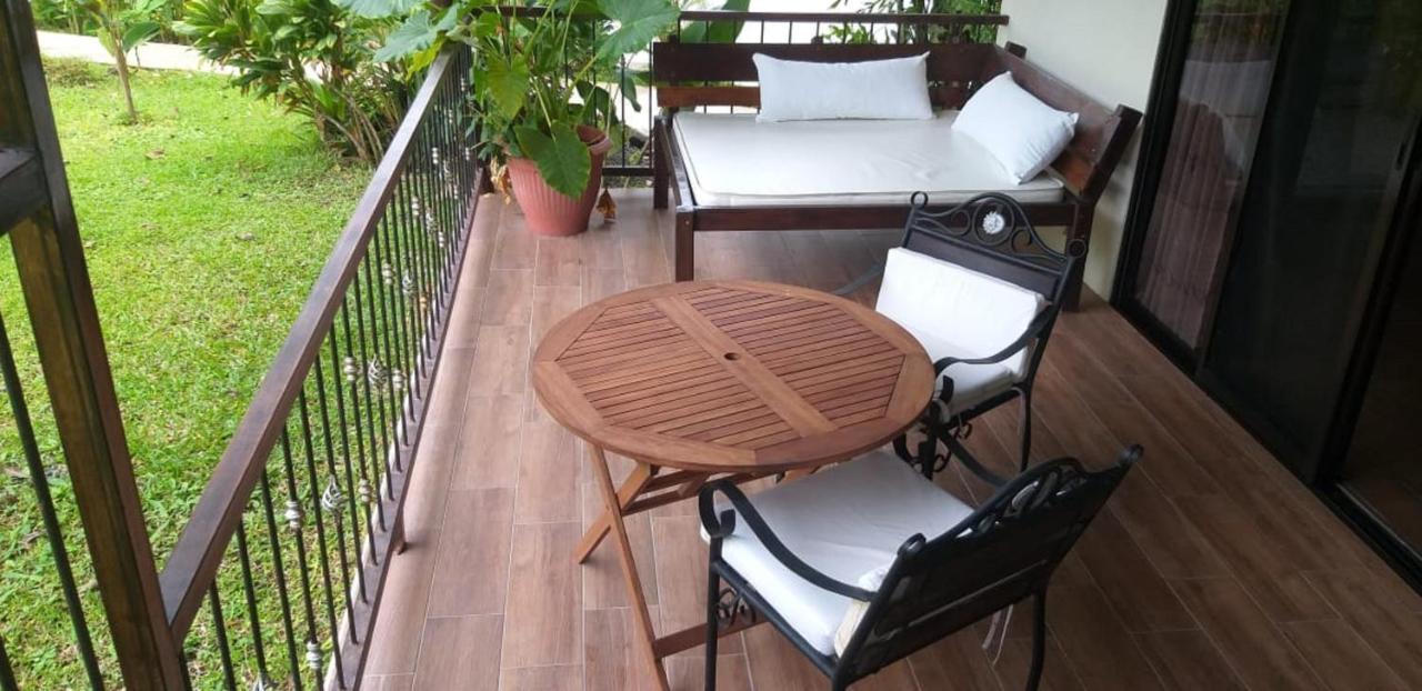 Tropical Suites & Villas La Fortuna Екстериор снимка